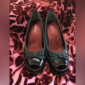 Aerosoles Black Patton Leather Open Toe Heels, Size 8M, Never Worn
